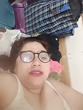 yourchahat27 webcam