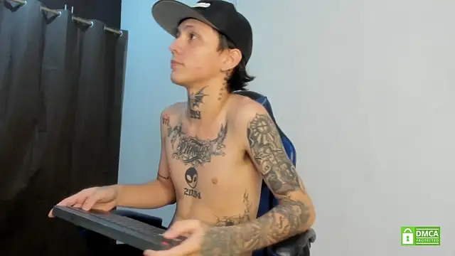 Nick_TattooedGuy webcam