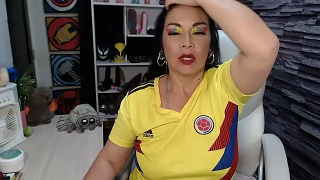 Cruela_deviil webcam