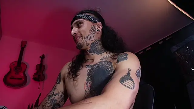 Ryuk_it live cam on StripChat
