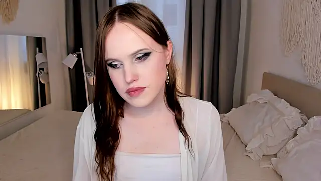EffieMinki webcam