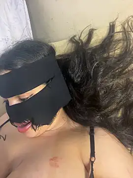 Magh-rbiya live cam on StripChat