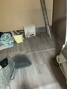 Mina048 webcam