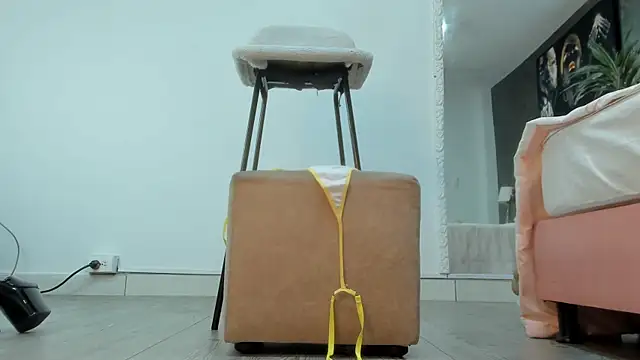 isa_lancaster live sex cam