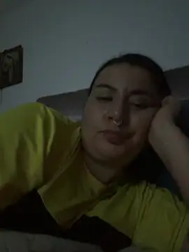 Abril_Luv webcam