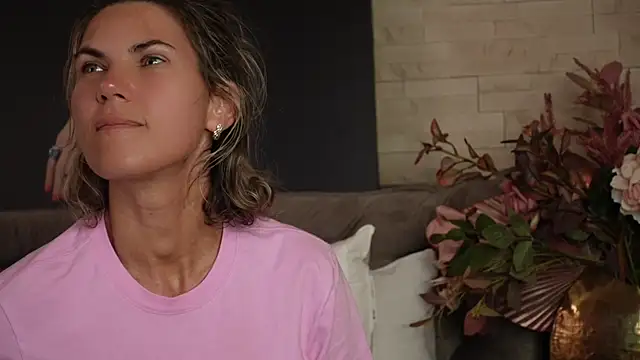 FeliciaKrige webcam