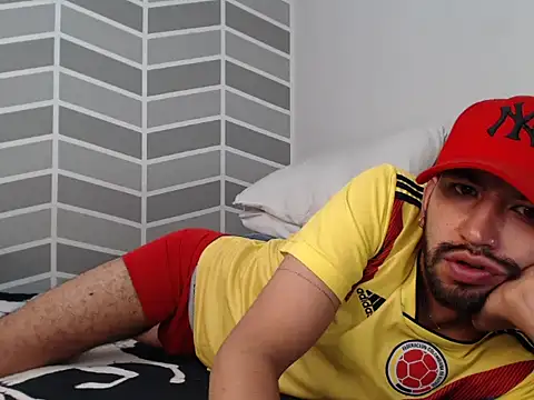 thomass1018 webcam