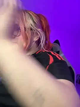Sophia_Weest99 webcam