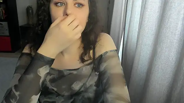 MollyCheiz webcam