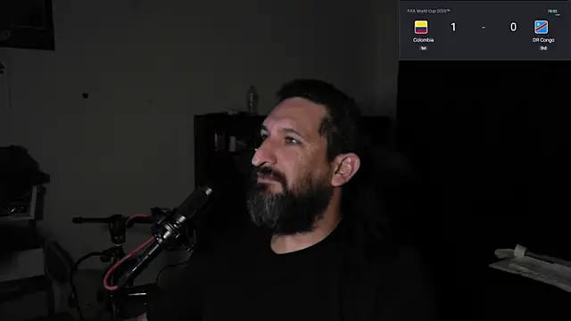 DevilPup75_ webcam