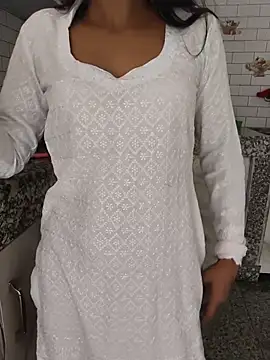 Shalu_G webcam