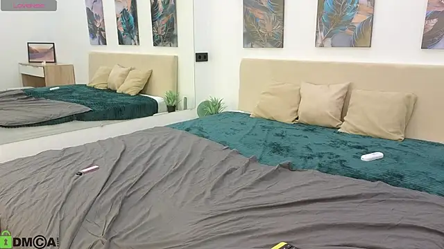 Molly_Miavka webcam