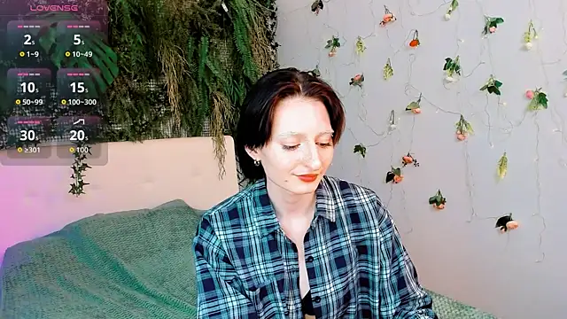 Kira__Cutie webcam