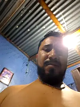 eumanzor43 live cam
