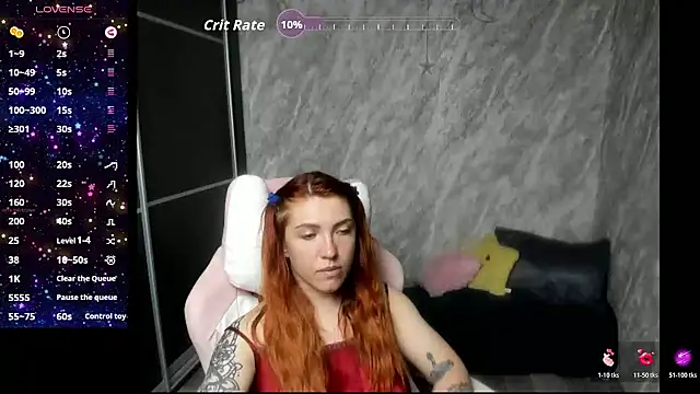 Reginasmilee live cam on StripChat