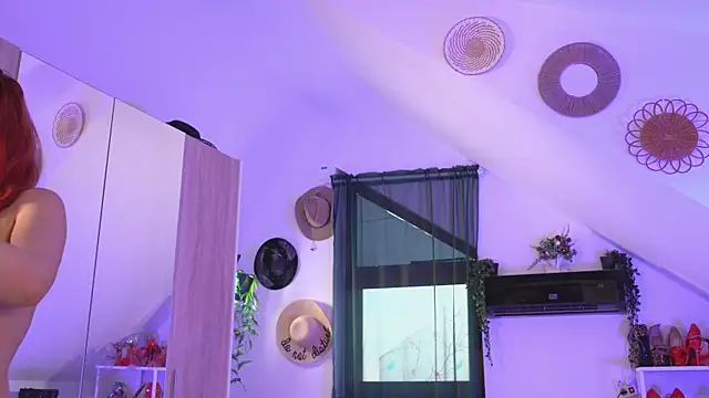 Amaliamour live cam