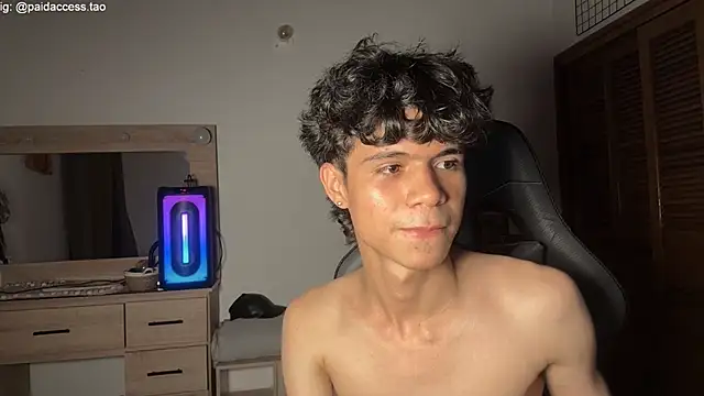OopsAgain_ webcam