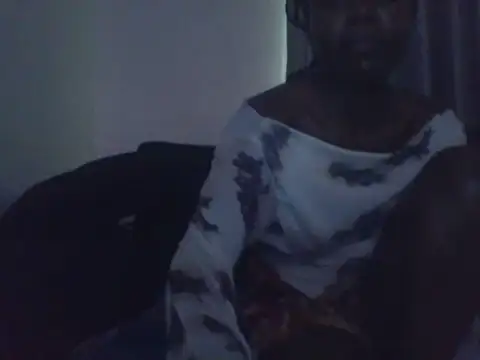 Black_prettty webcam