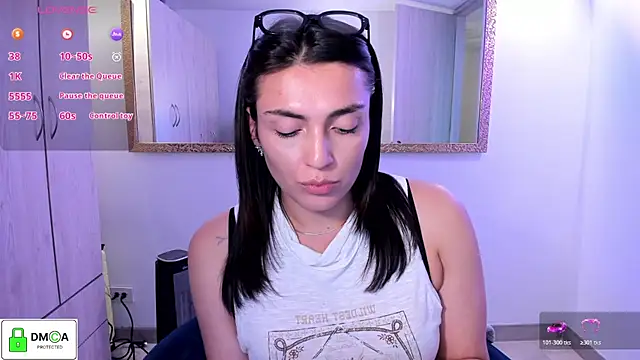 EricaVanderhill webcam