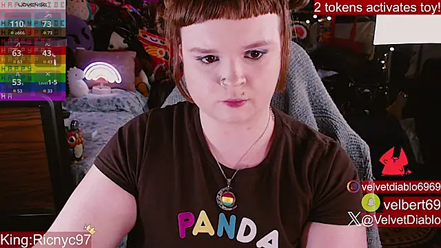 VelvetDiablo live cam on StripChat