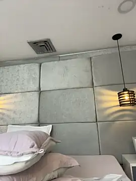 IvonneOwen webcam