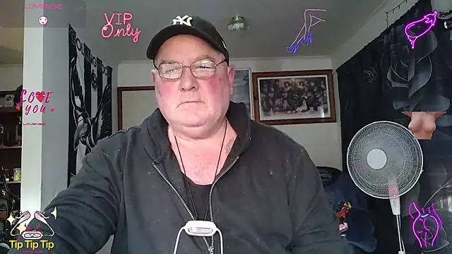 KINKYBLUEYES69 webcam