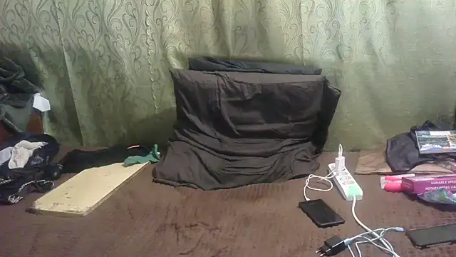 IngaQAce live cam on StripChat