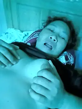 BlueGirlyeah webcam