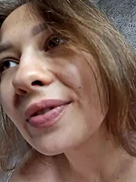 Olivia_OliV live cam