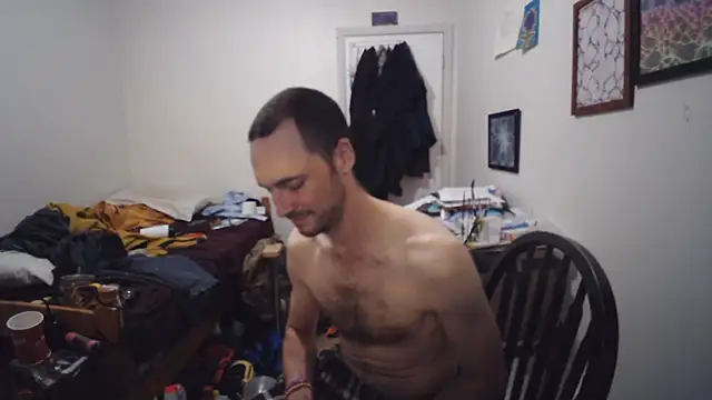 JohnnyMoves webcam