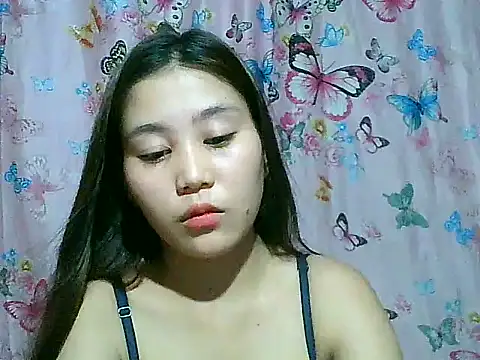 SexyAsianPussy4u webcam