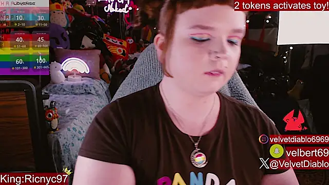 VelvetDiablo live cam