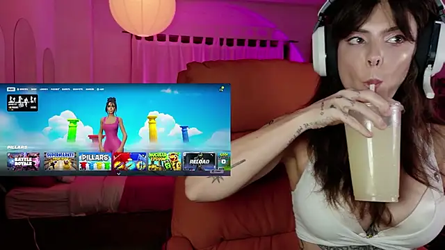 GennaJames live cam