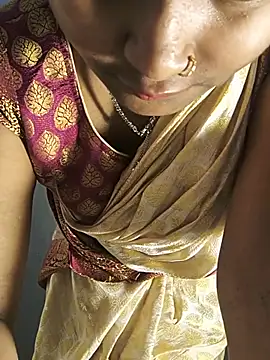 DIRTYSECRET_QUEEN_07 webcam