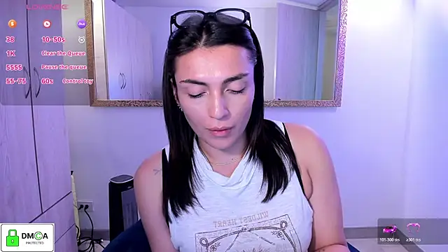 EricaVanderhill webcam