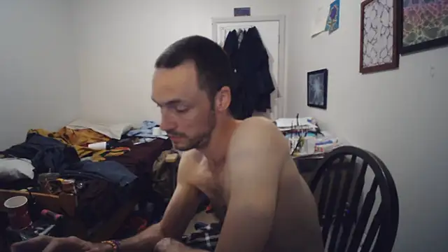 JohnnyMoves webcam