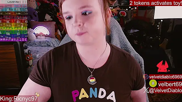 VelvetDiablo live cam