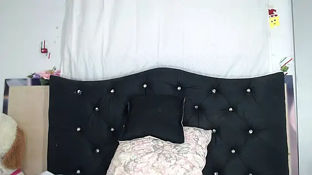 nikol_winick webcam