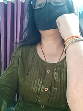 Aishwaryaa_69 live cam