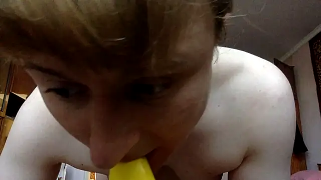 KlavdiaPetrivna live cam