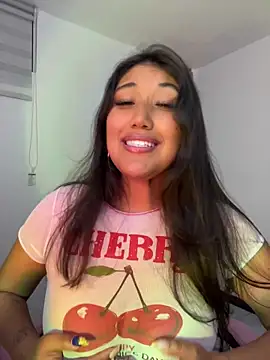 SharaRous webcam