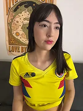 HinaSweet live cam