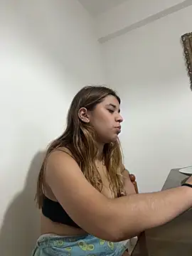 baddieasiantv live cam