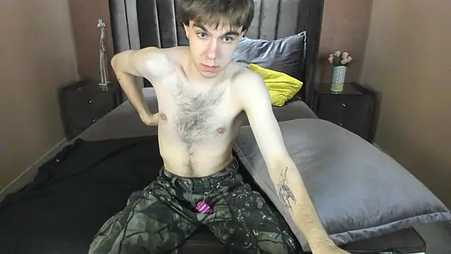 davebevy (M twink) - JEKR OFF HARD DICK