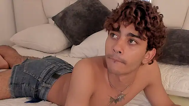 MiikeOthon webcam