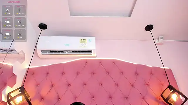 AnyHills live cam on StripChat