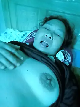 BlueGirlyeah live cam