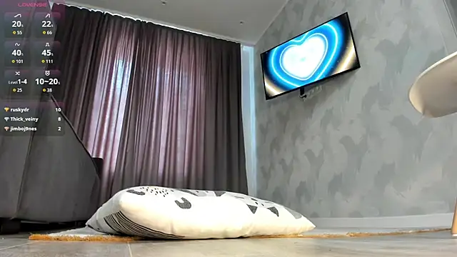 adelinya webcam