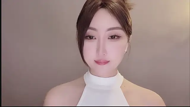 aner333 (F young) - 像颗土豆 不仅土 还豆