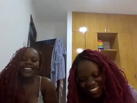 sexybaddies20 webcam